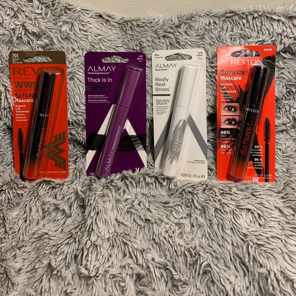 Revlon Other - Mascara Bundle